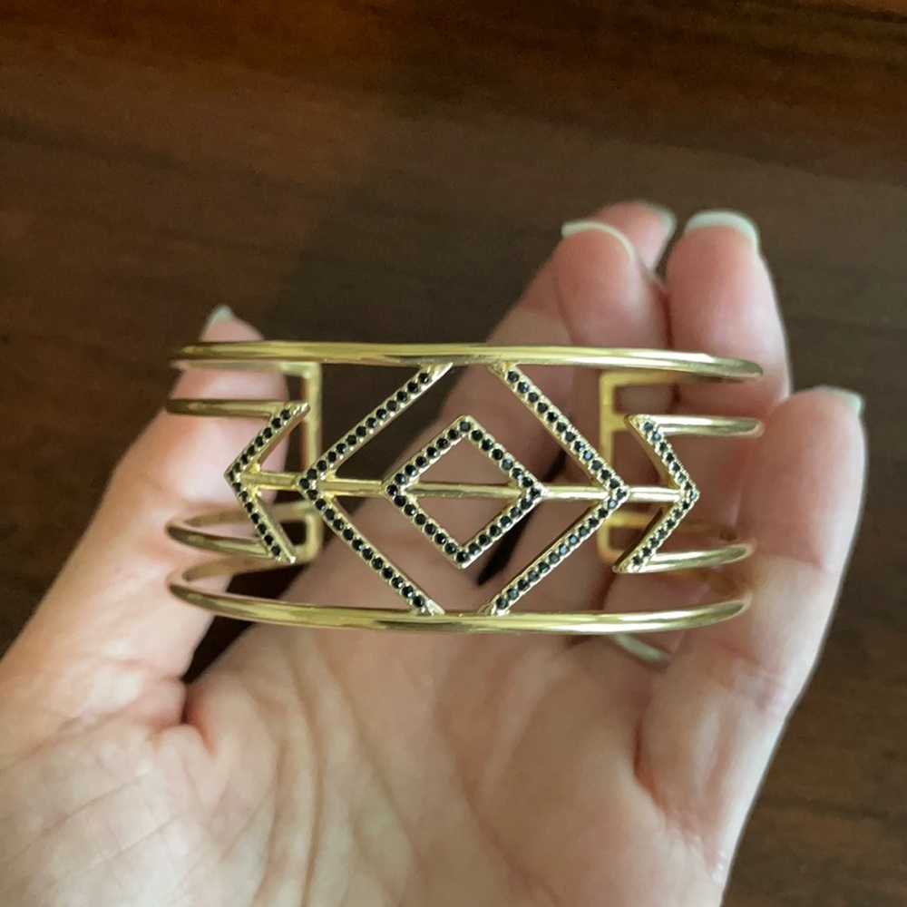 Stella and dot black gold sphinx pave bracelet